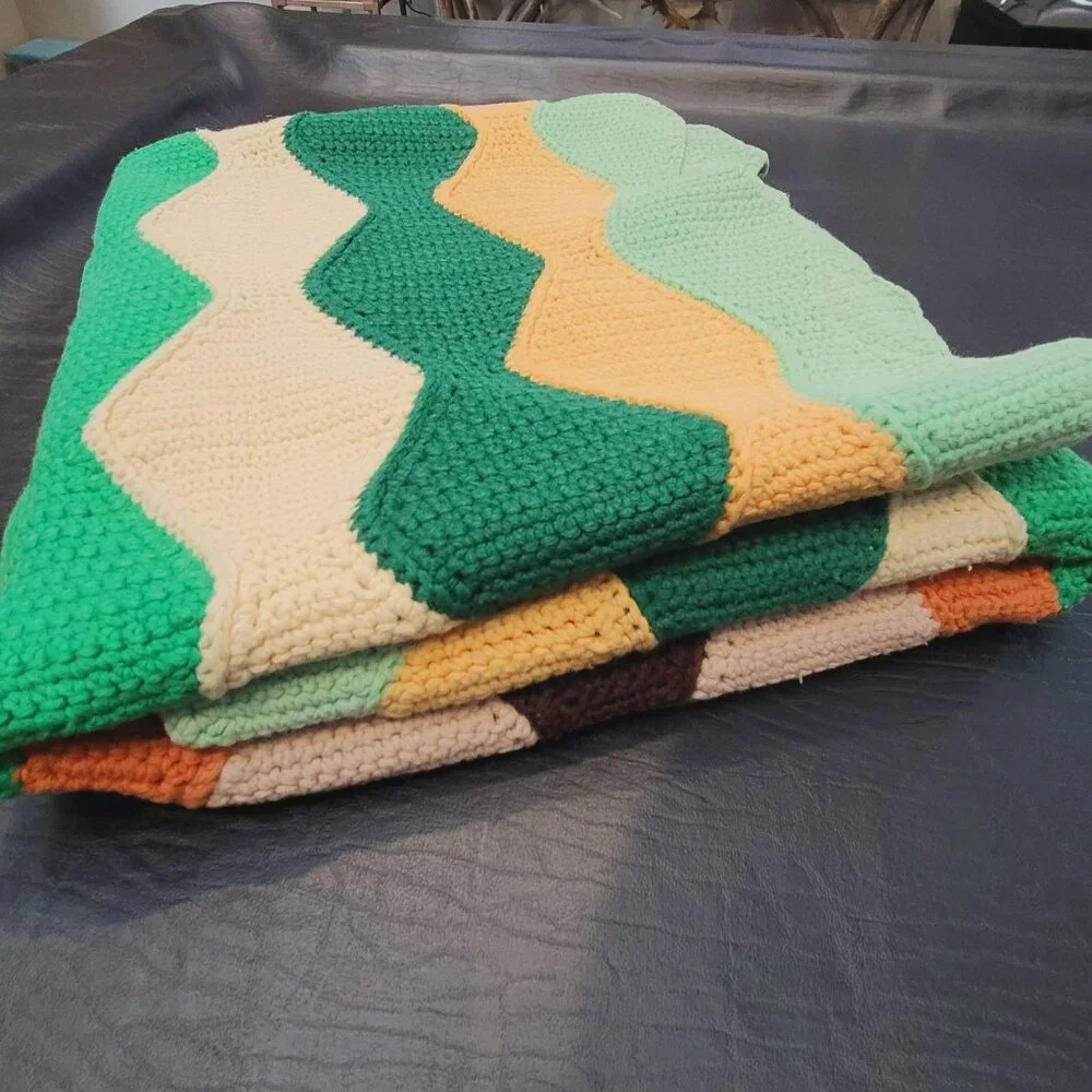Handmade Crochet Afghan Throw Blanket Multicolor Retro Diamond Harlequin 68x47‎